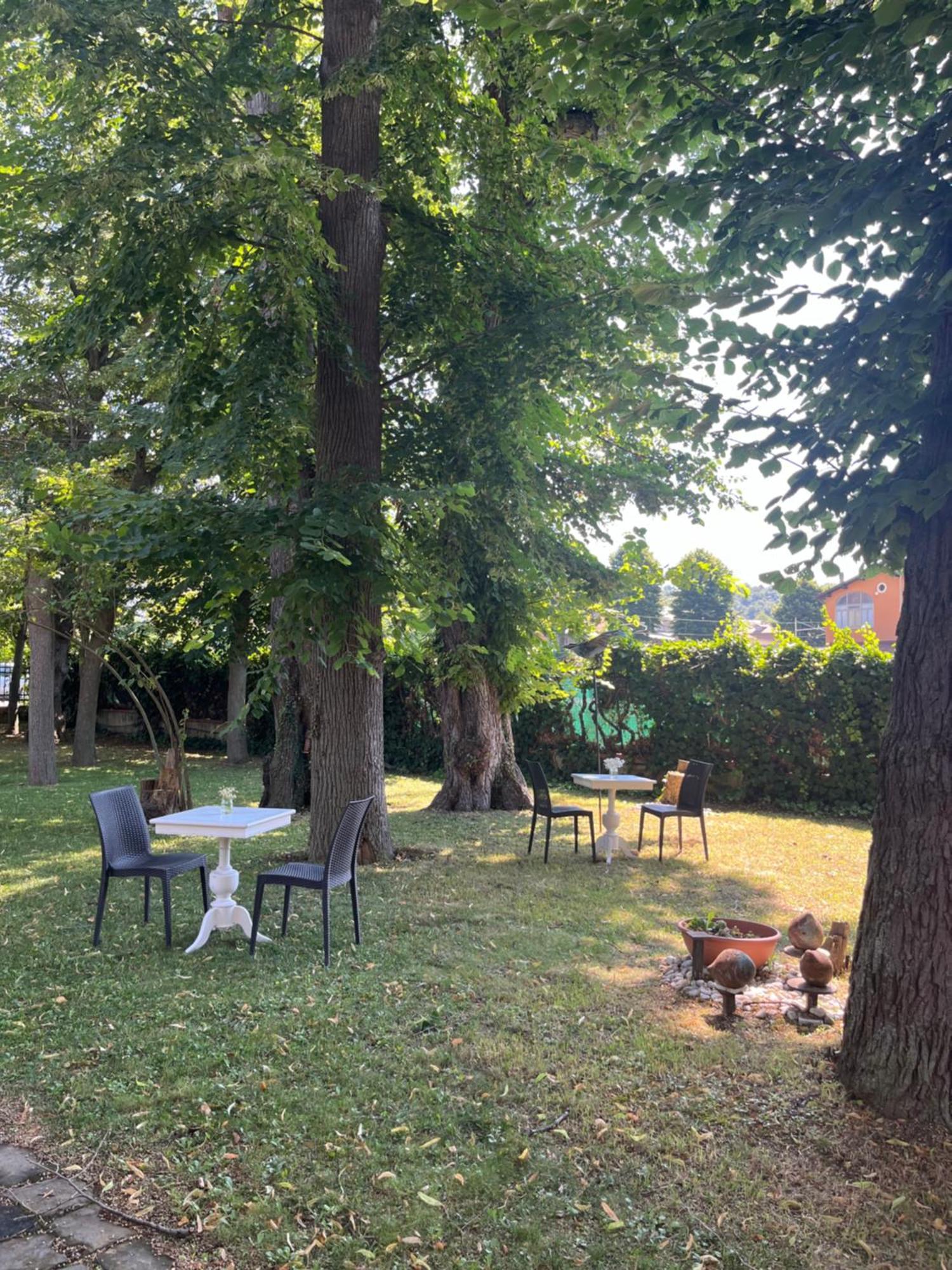 B&B Villa Degli Aceri Carcare ภายนอก รูปภาพ